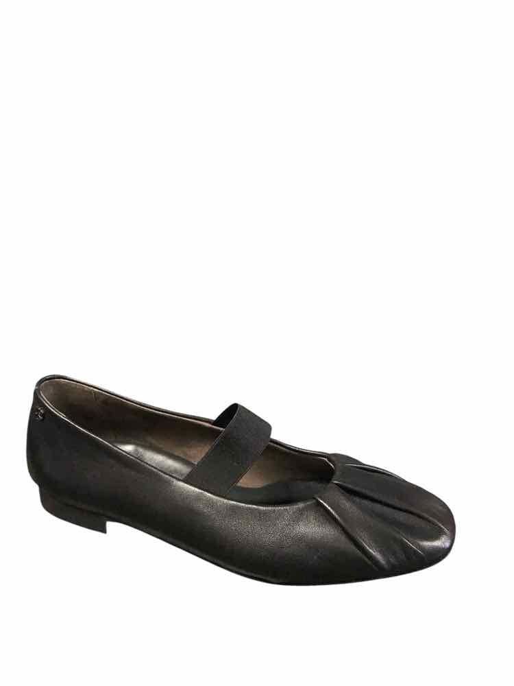 Paul Green Shoe Size 7 Black Vail Flats