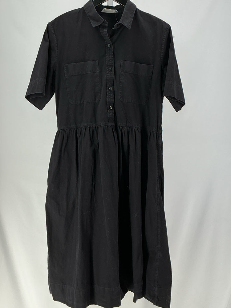 Evereve Size 8 Black Dress