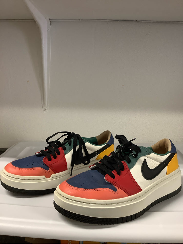 Nike Shoe Size 9 Multi-Color Sneakers