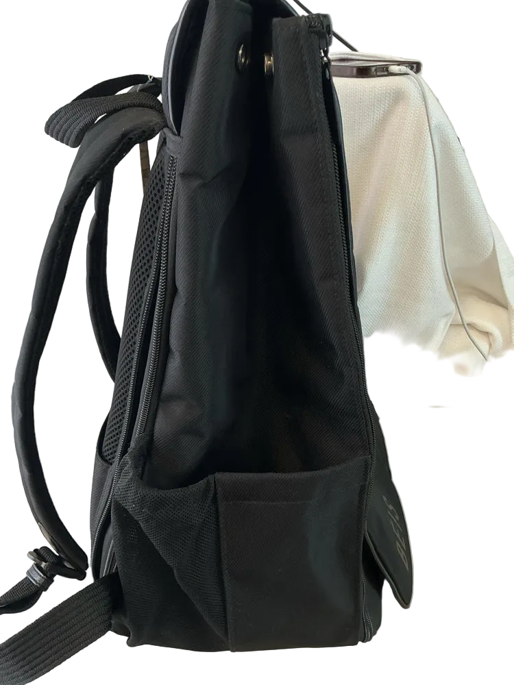 beis Black Backpack