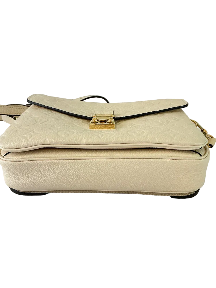 Louis Vuitton Cream Pochette Metis Handbags