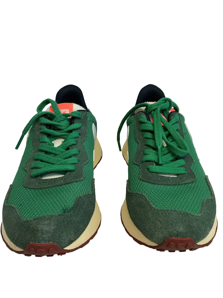 Veja Shoe Size 7 Green Sneakers