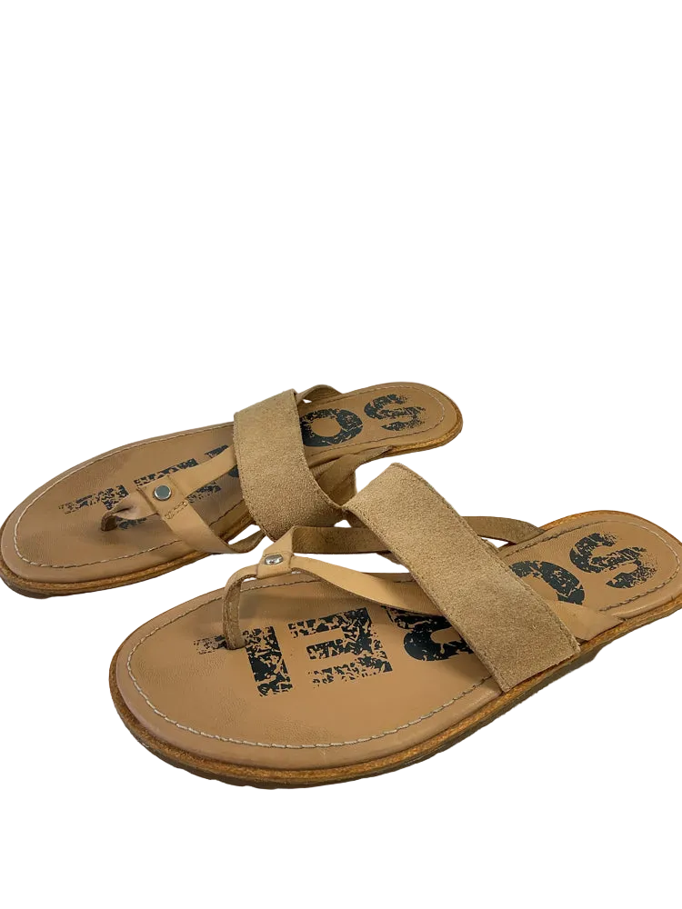 Sorel Shoe Size 6.5 Tan Sandals