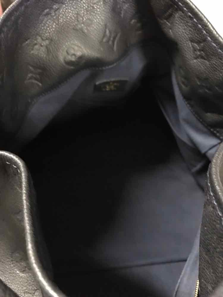 Louis Vuitton Navy Artsy MM Handbags