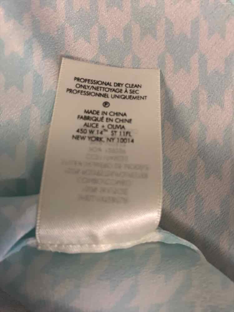 Alice & Olivia Size S Blue & White Willa Shirt