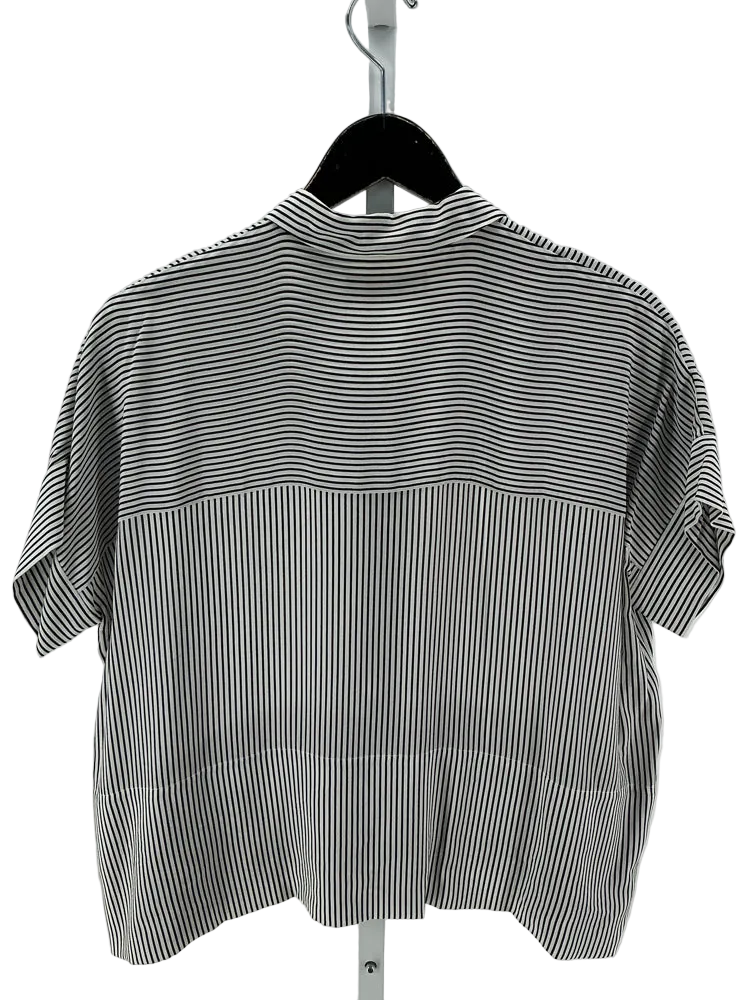 Everlane Size 2 Black & White Shirt