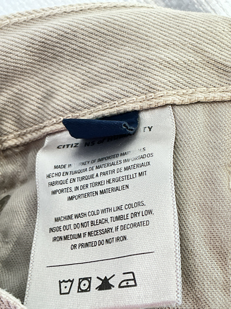 Citizens of Humanity Size 27 Tan Shorts