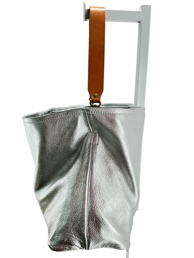 Parker Thatch Platinum Jane Handbags