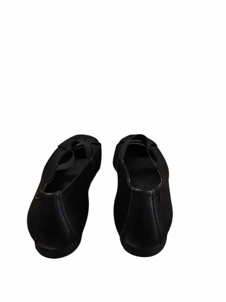 Paul Green Shoe Size 7 Black Vail Flats