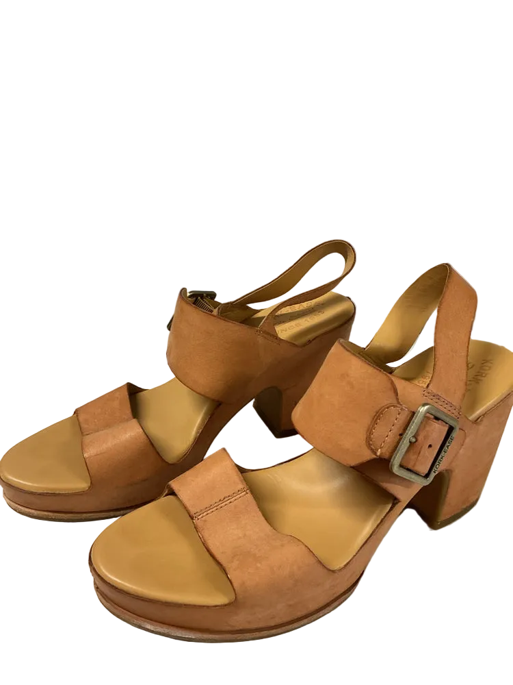Corkys Shoe Size 10 Tan San carlos Heels