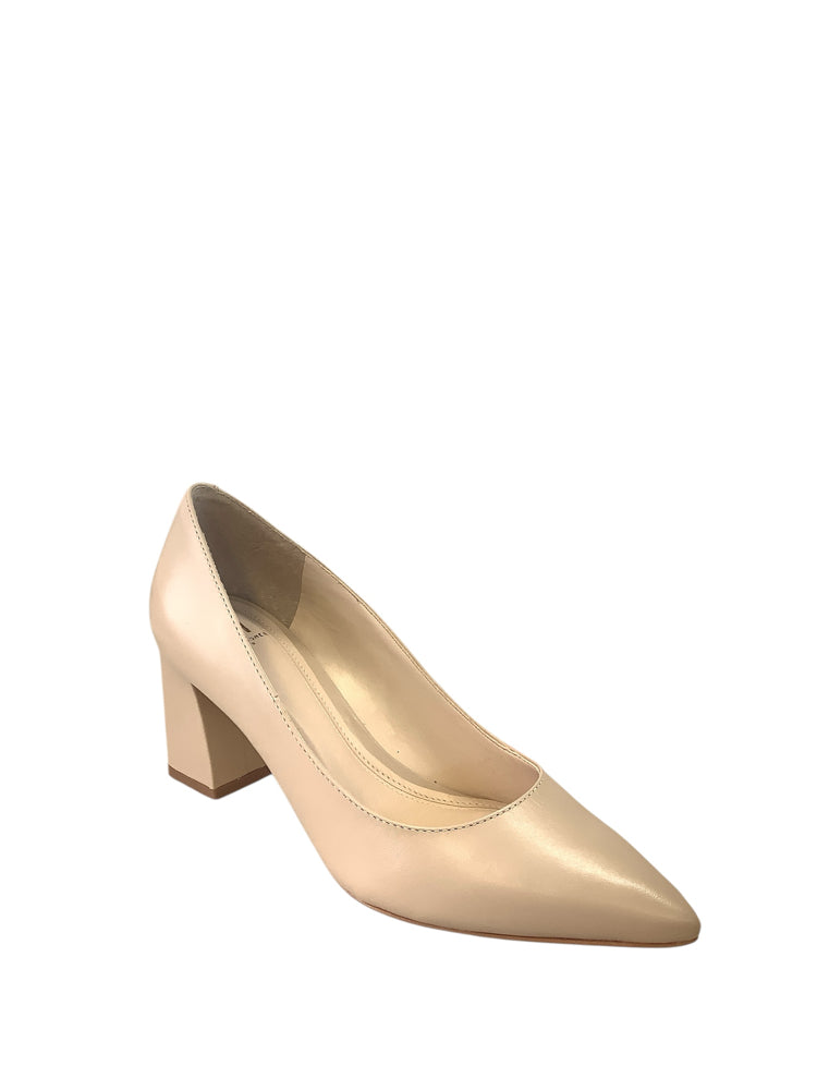 Marc Fisher Shoe Size 6.5 Tan Heels