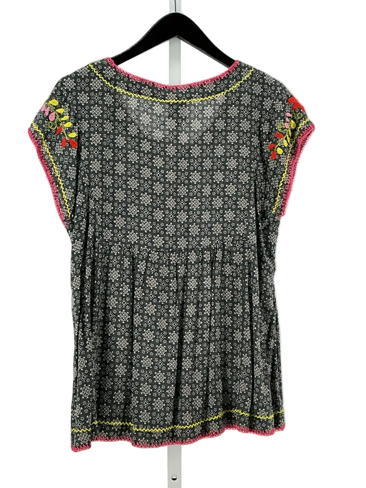 Ivy Jane Size XS Black multi Shirt