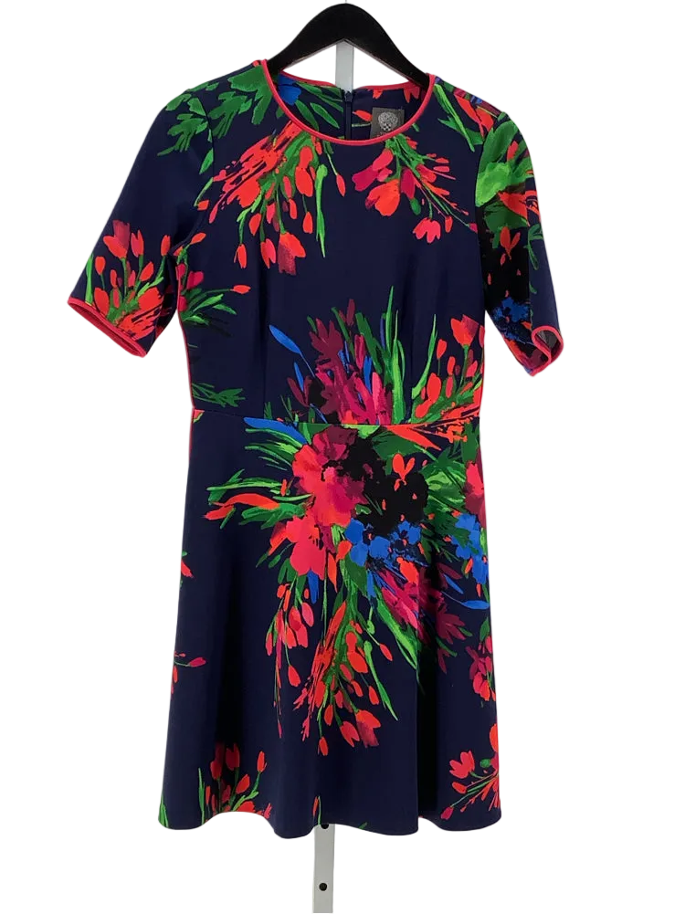 Vince Camuto Size 4 Navy multi Dress
