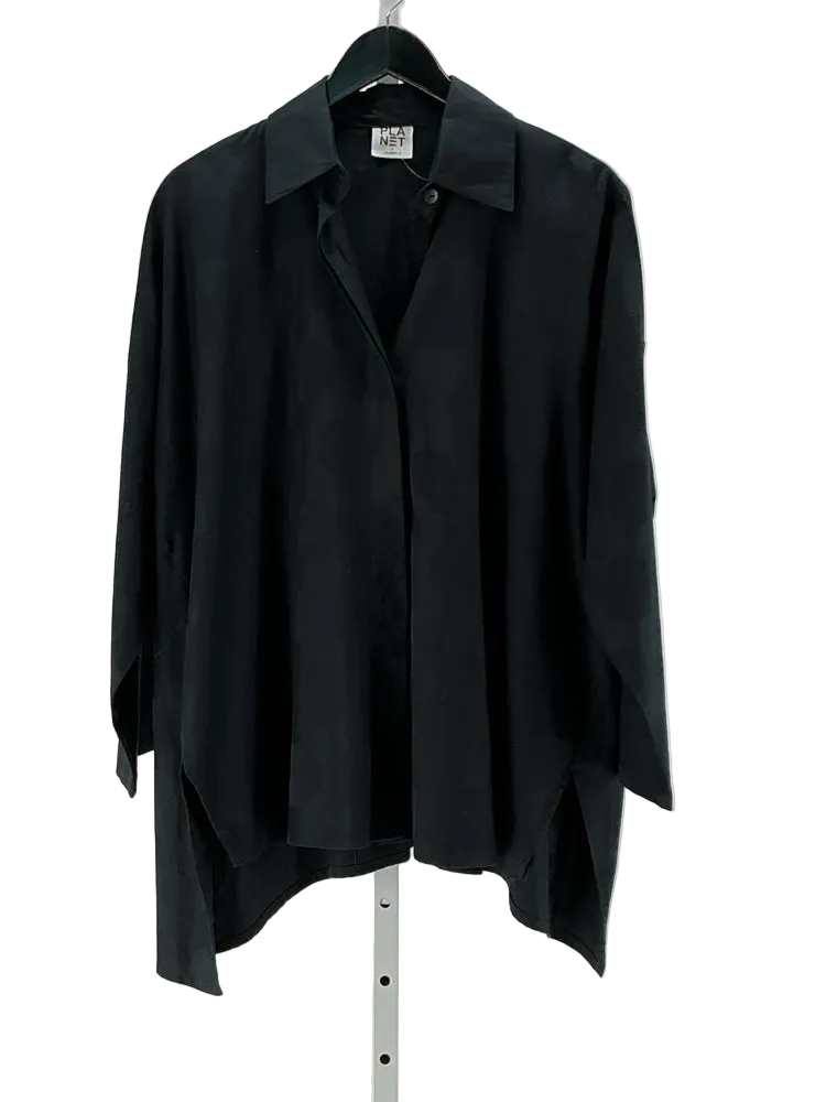 Planet by Lauren G Size One Size Black Shirt