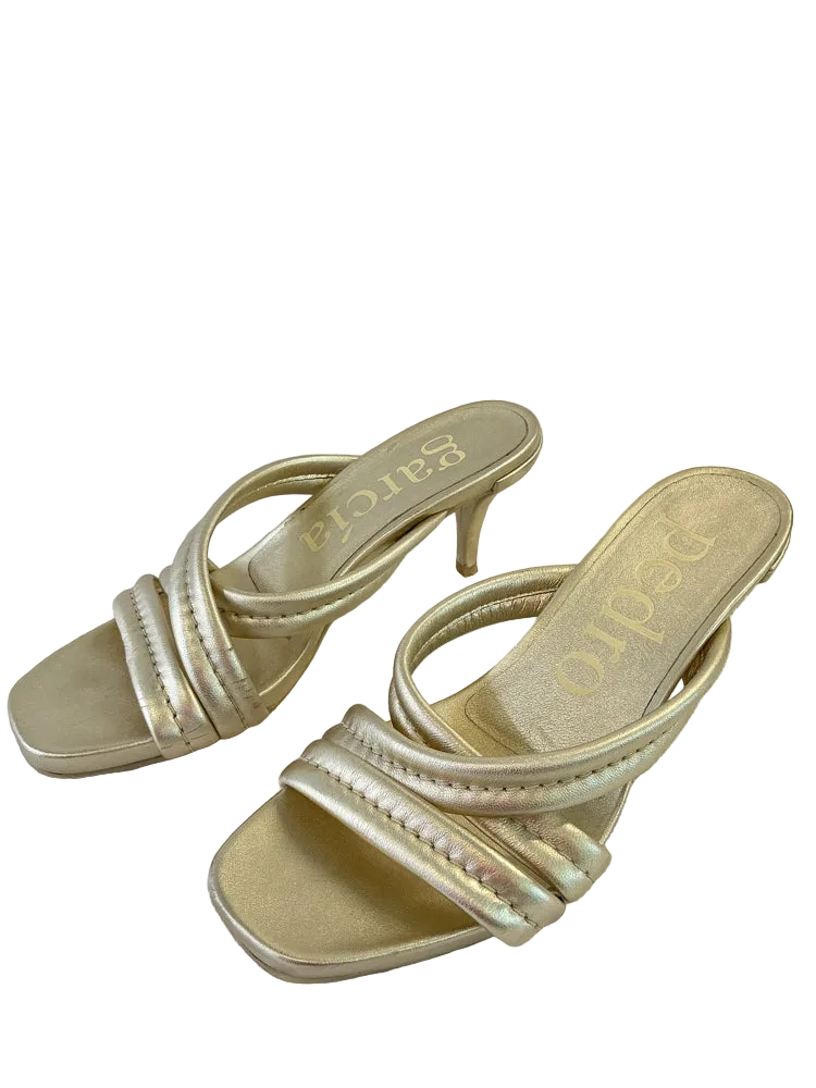 pedro garcia Shoe Size 10 Gold Heels