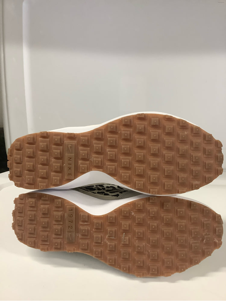 Nike Shoe Size 8 Tan Multi Sneakers