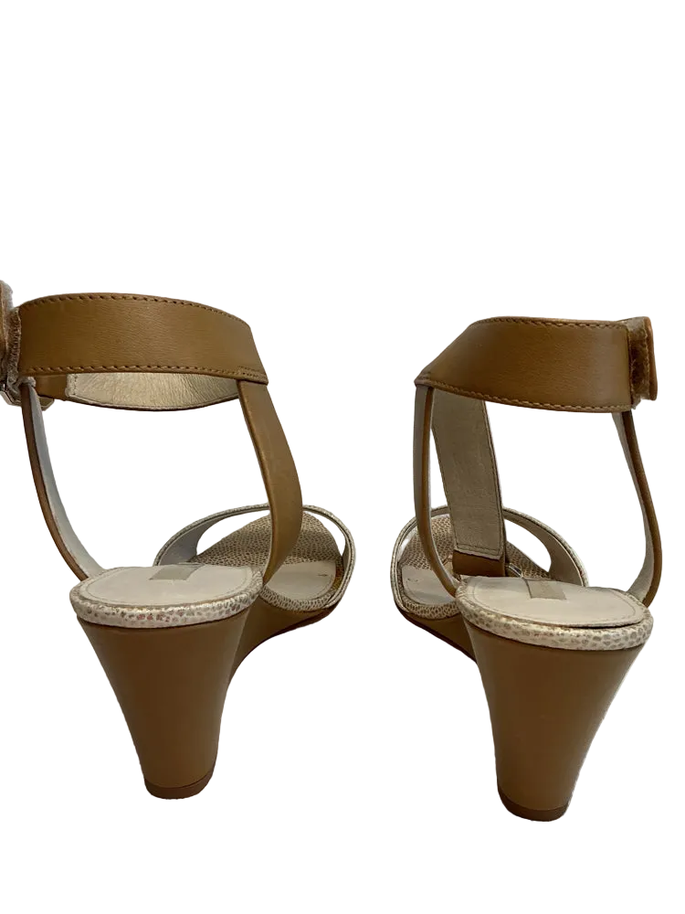 Louise et Cie Shoe Size 9.5 Tan Wedges