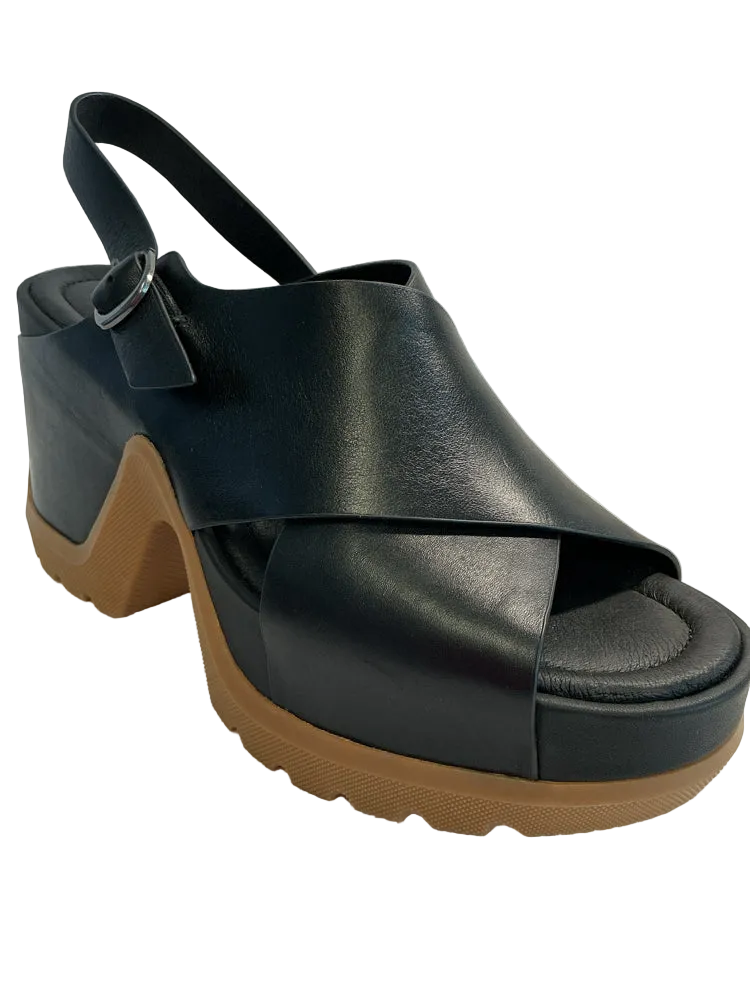 Sorel Shoe Size 10 Black ROAM'N RISE Sandals
