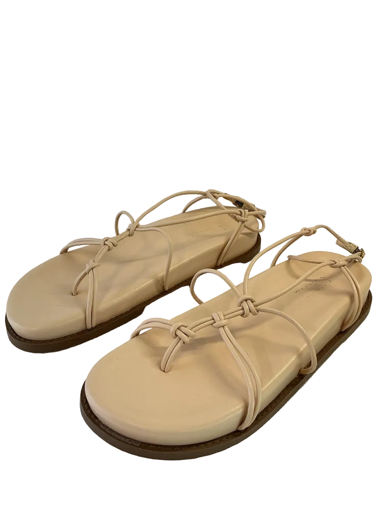 Schutz Shoe Size 8 Tan Calabria Sporty Sandals