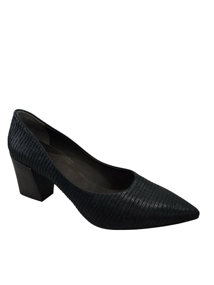 coclico Shoe Size 8/8.5 Black Heels