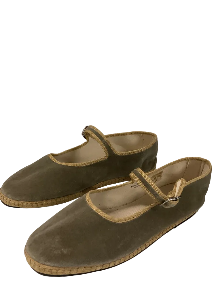 Viani Shoe Size 9 Gray & Tan Friulane Flats