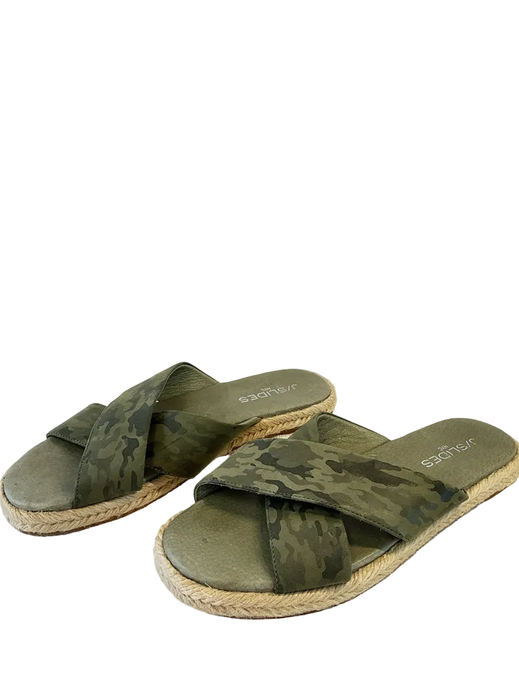 J/Slides Shoe Size 7 Green Reva Slides