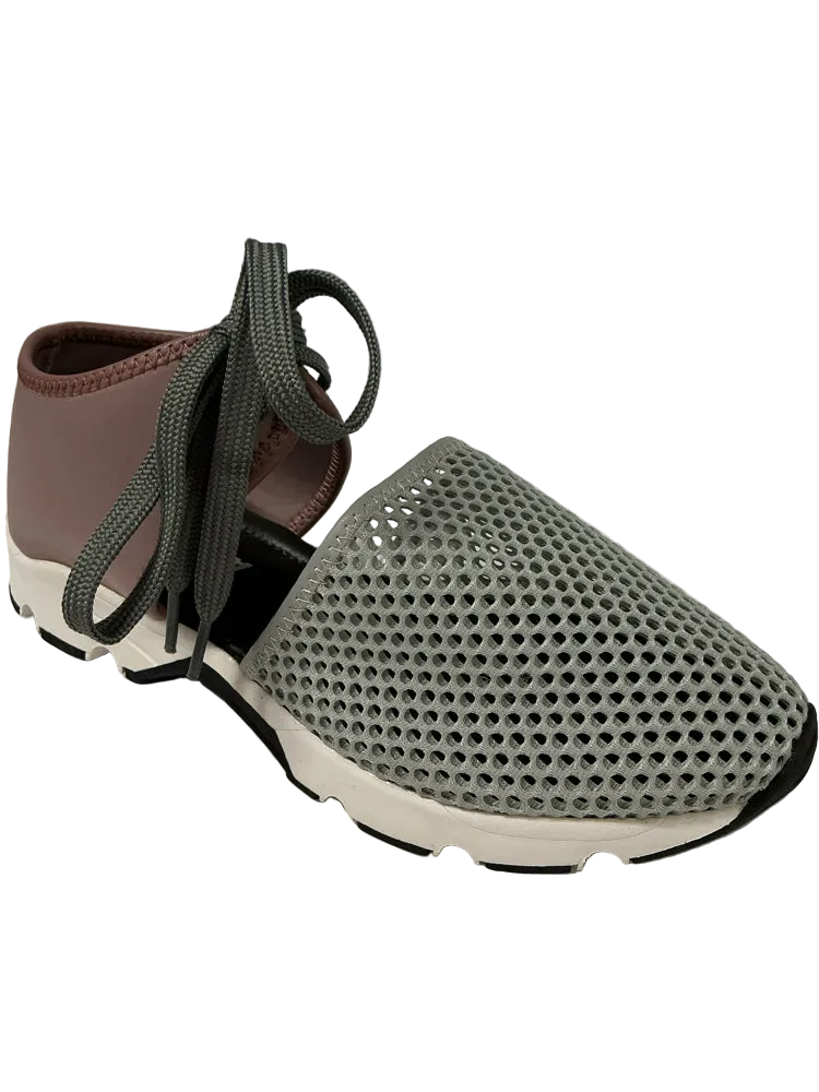 All Black Shoe Size 7.5 Gray & Mauve Amazing Mesh Sneakers
