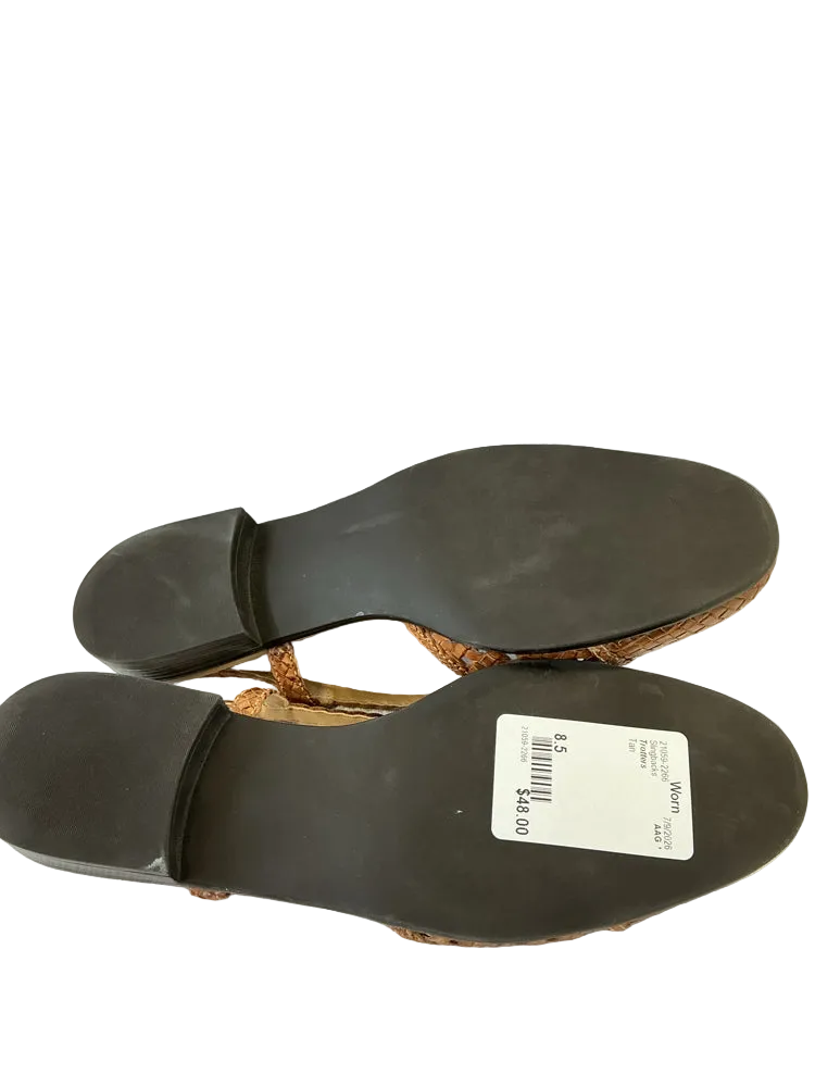 Trotters Shoe Size 8.5 Tan Slingbacks