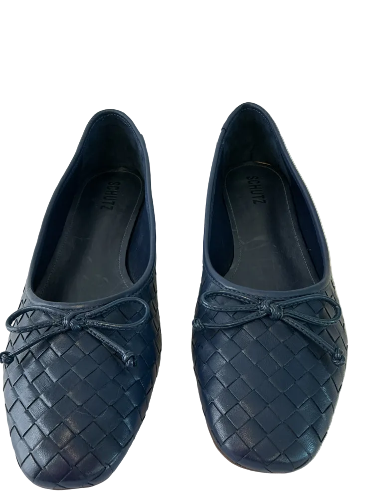 Schutz Shoe Size 9.5 Navy Flats