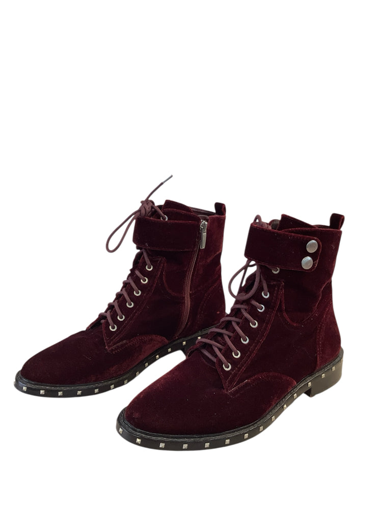 Vince Camuto Shoe Size 9.5 Burgundy Booties