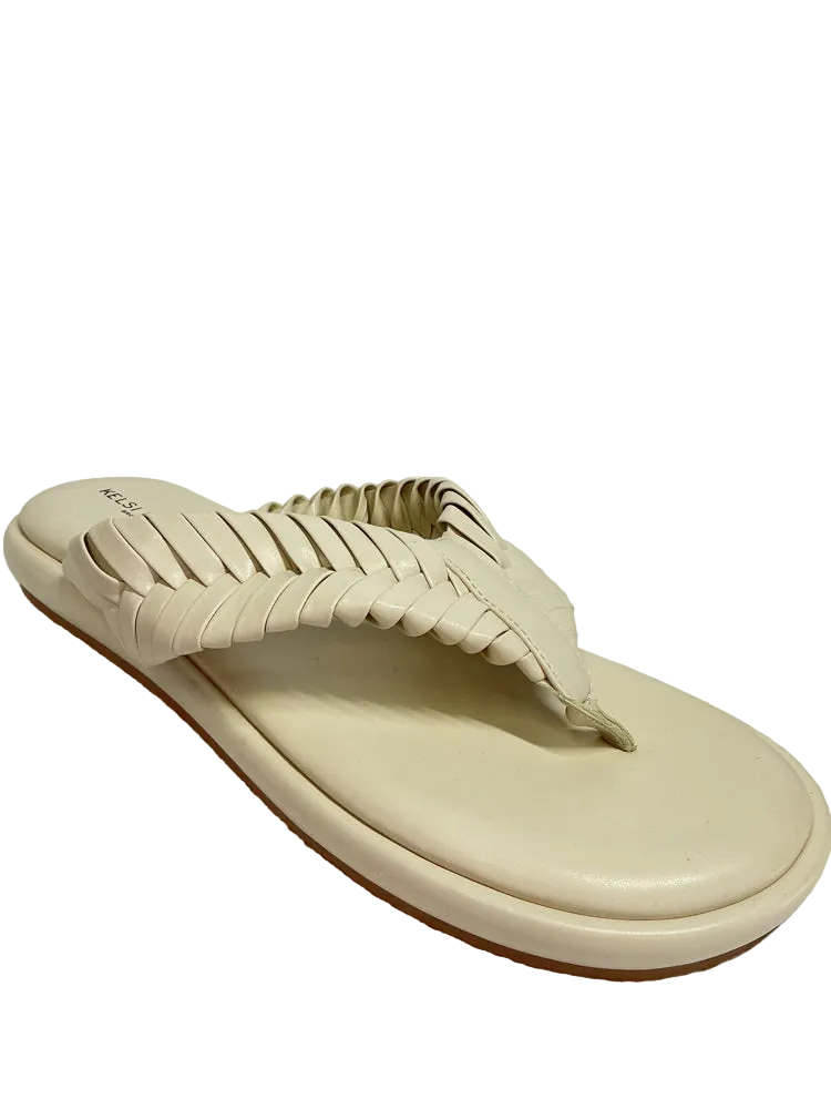 Kelsi Dagger Shoe Size 9 Cream Sandals