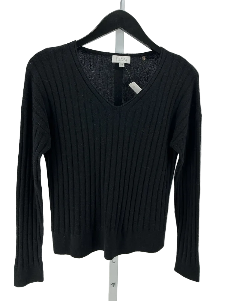Kinross Size S Black Sweater