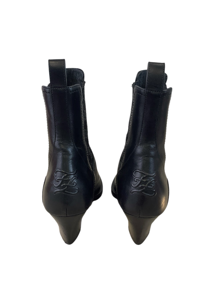 Fendi Shoe Size 7.5 Black Karligraphy Booties