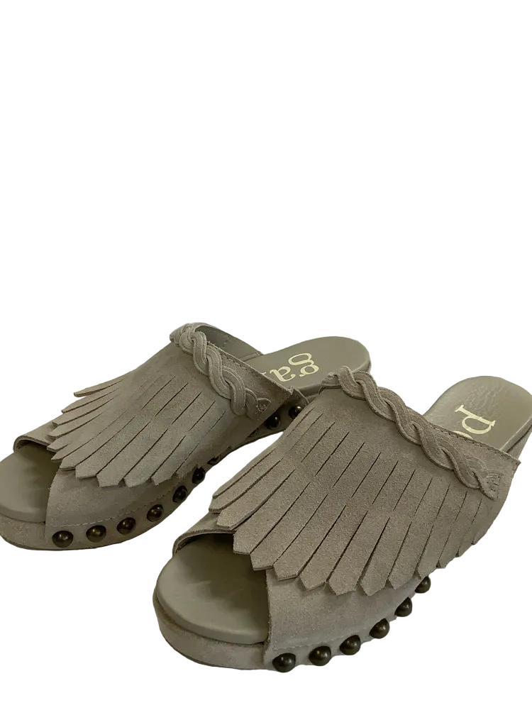 pedro garcia Shoe Size 7.5 Tan Clogs
