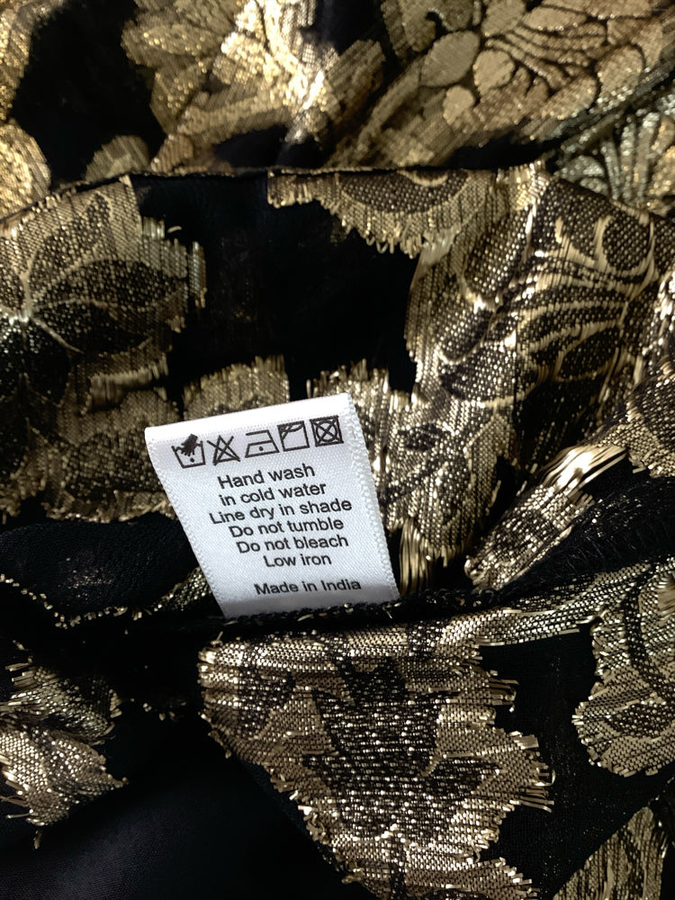Mille Resort & Travel Size S Black & Gold Shirt