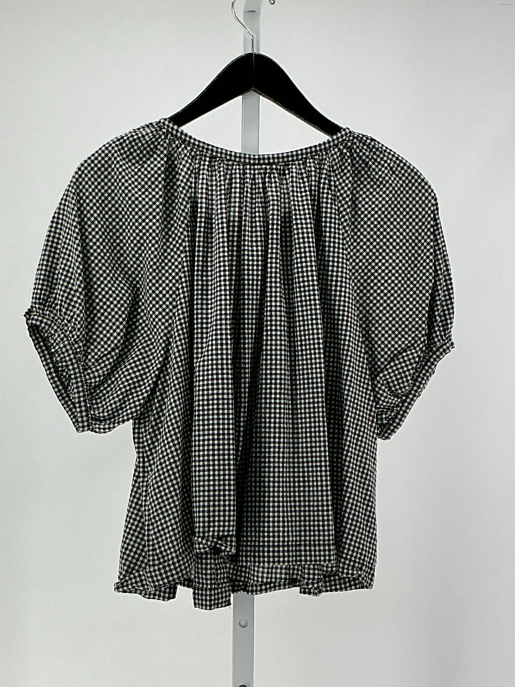 Doen Size M Black & White Shirt