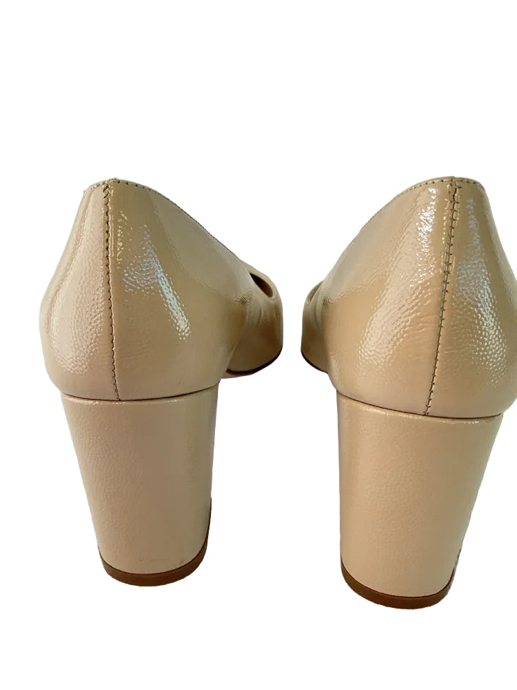 Stuart Weitzman Shoe Size 7.5 Tan JONES Heels