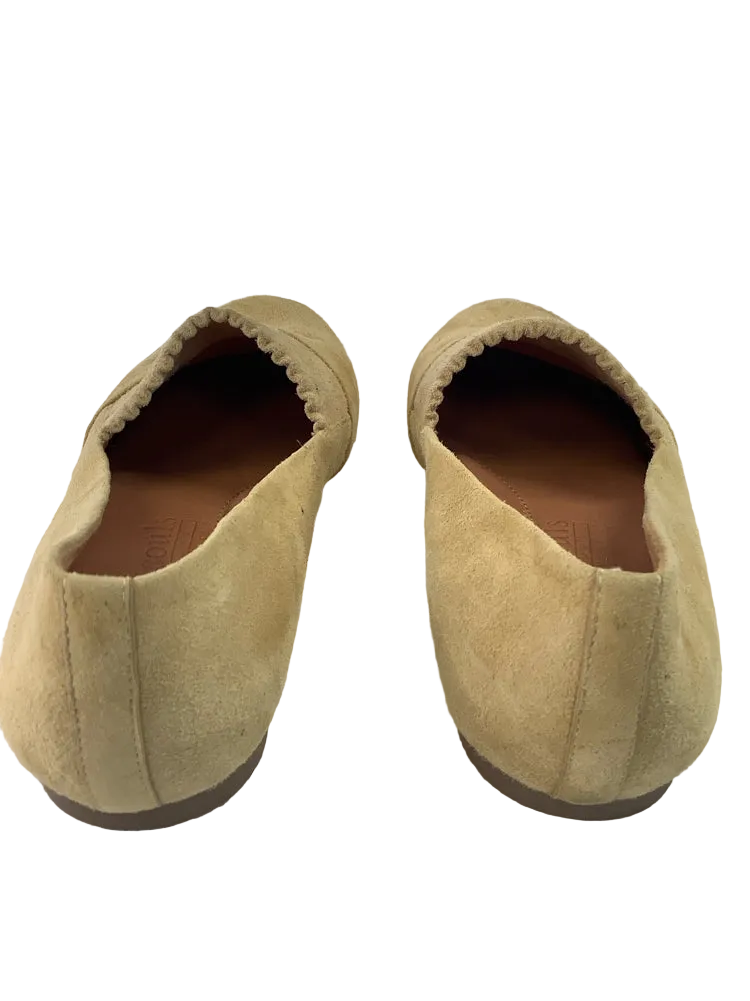 Gentle Souls Shoe Size 6.5 Tan Loafers