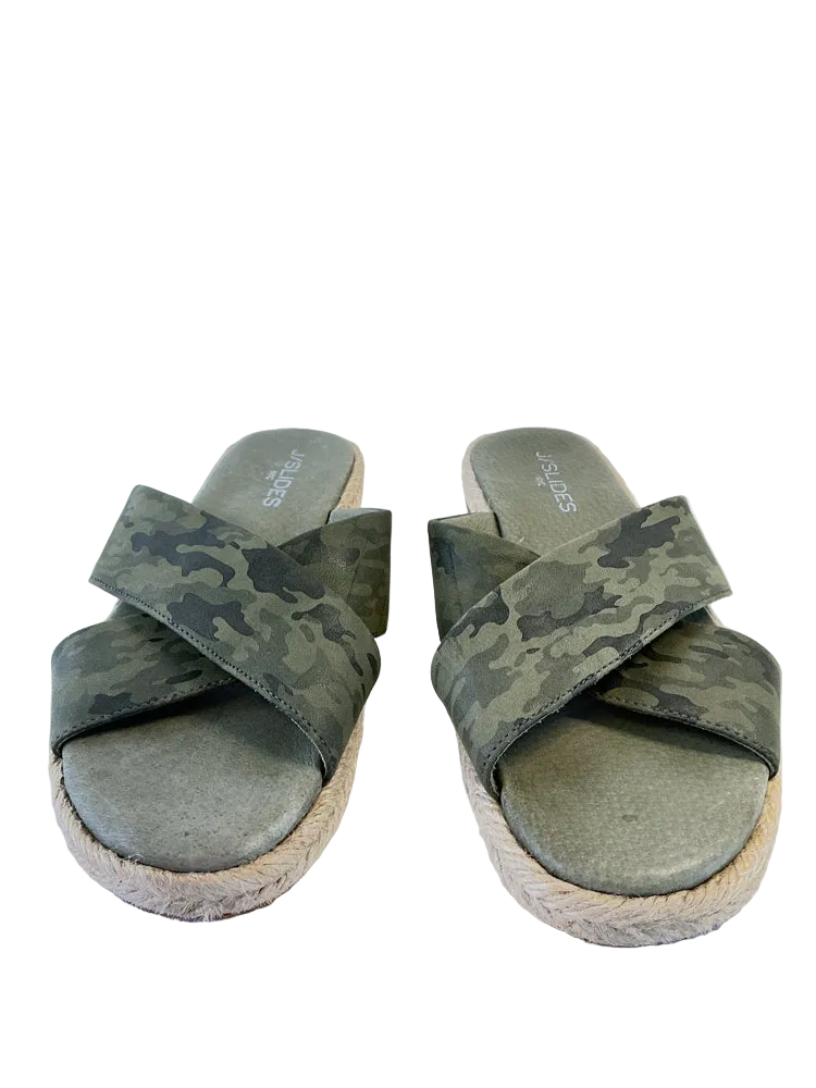 J/Slides Shoe Size 7 Green Reva Slides