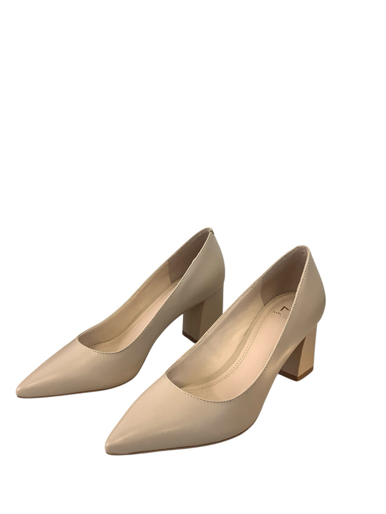 Marc Fisher Shoe Size 6.5 Tan Heels