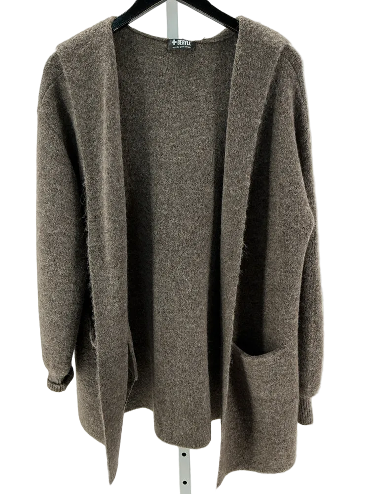 BERYLL Size One Size Brown Sweater