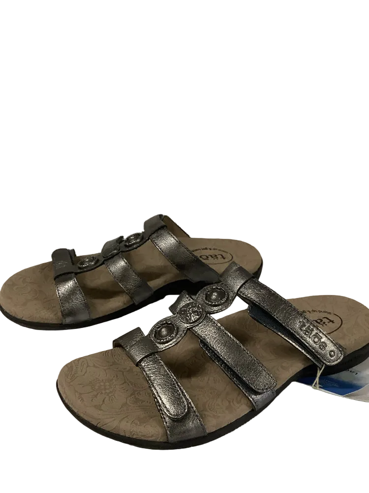 Taos Shoe Size 8 Pewter Sandals