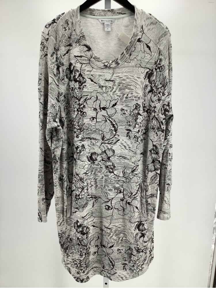 Athleta Size 1X Gray & Black Balance Dress