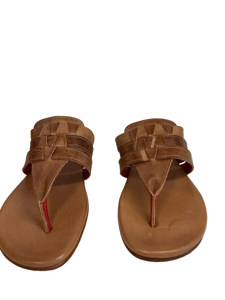 Bed Stu Shoe Size 7 Tan Yoli Sandals
