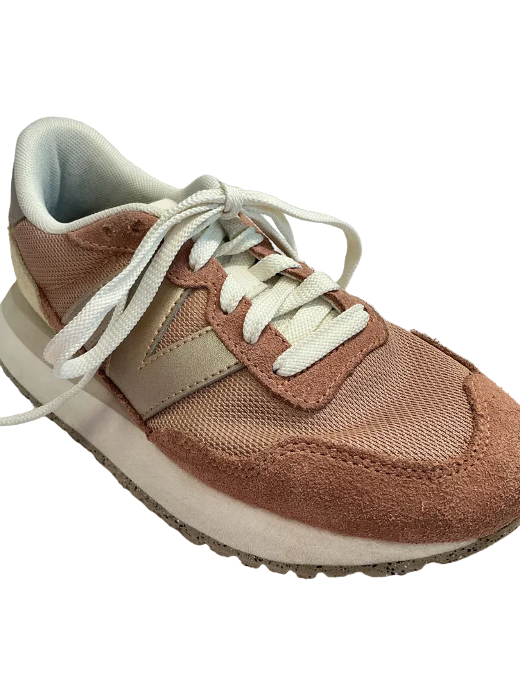 New Balance Shoe Size 6.5 Mauve 237 Sneakers