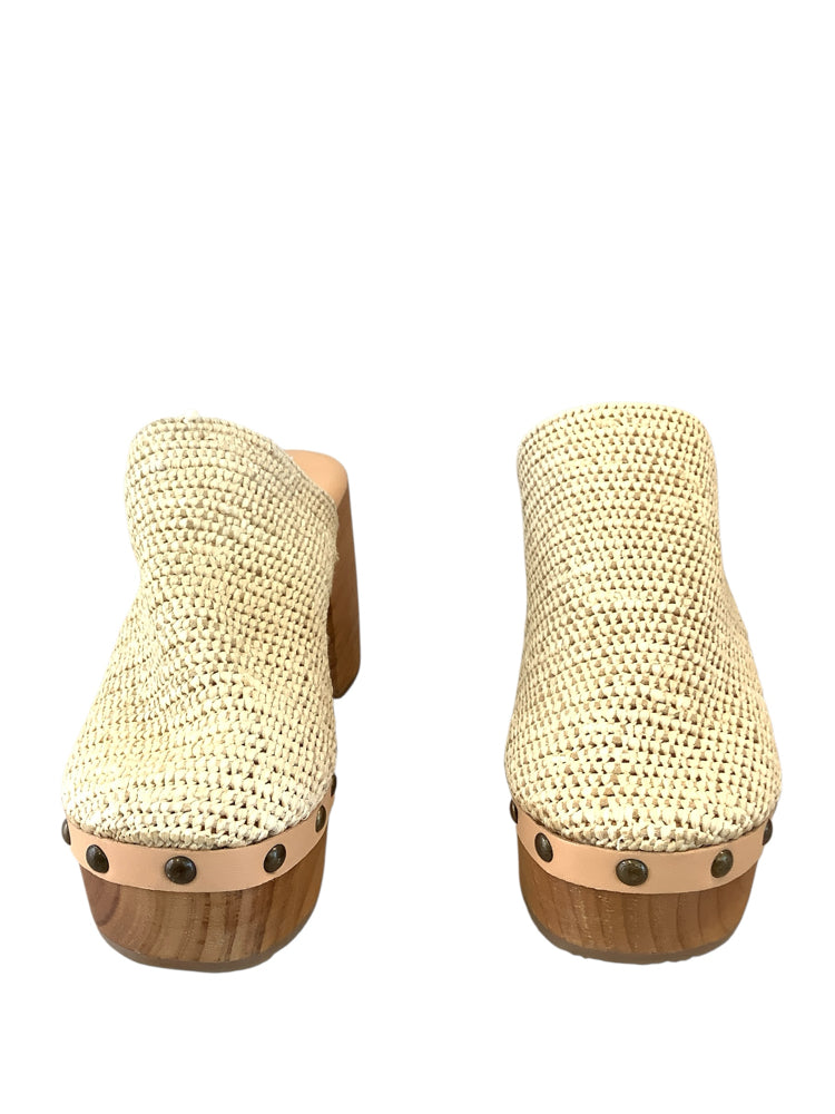 Free People Shoe Size 7.5 Tan Clogs