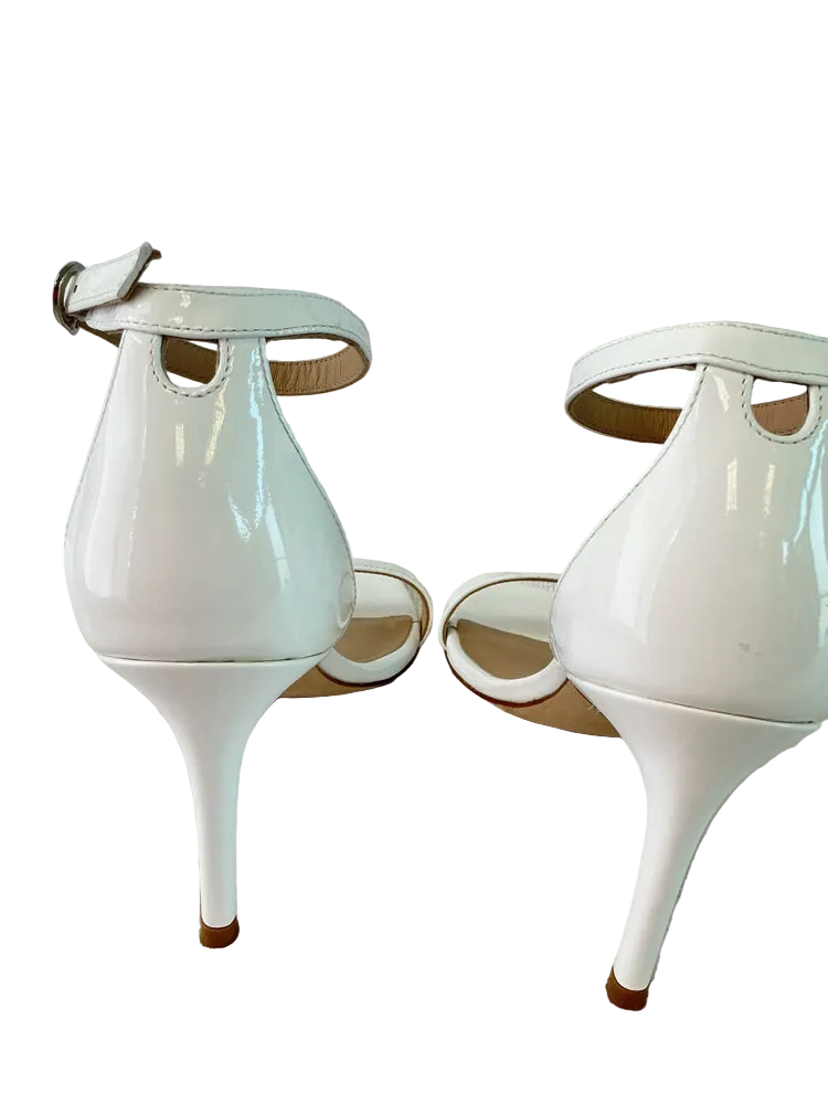 Stuart Weitzman Shoe Size 5.5 White Heels