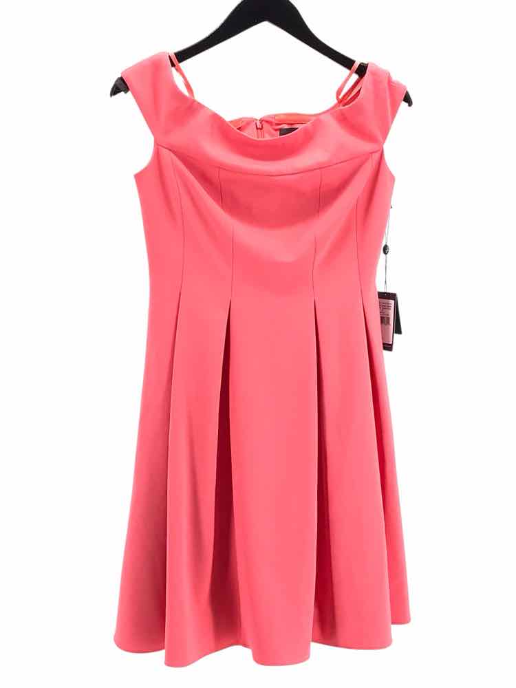 Adrianna Papell Size 2 Coral Dress