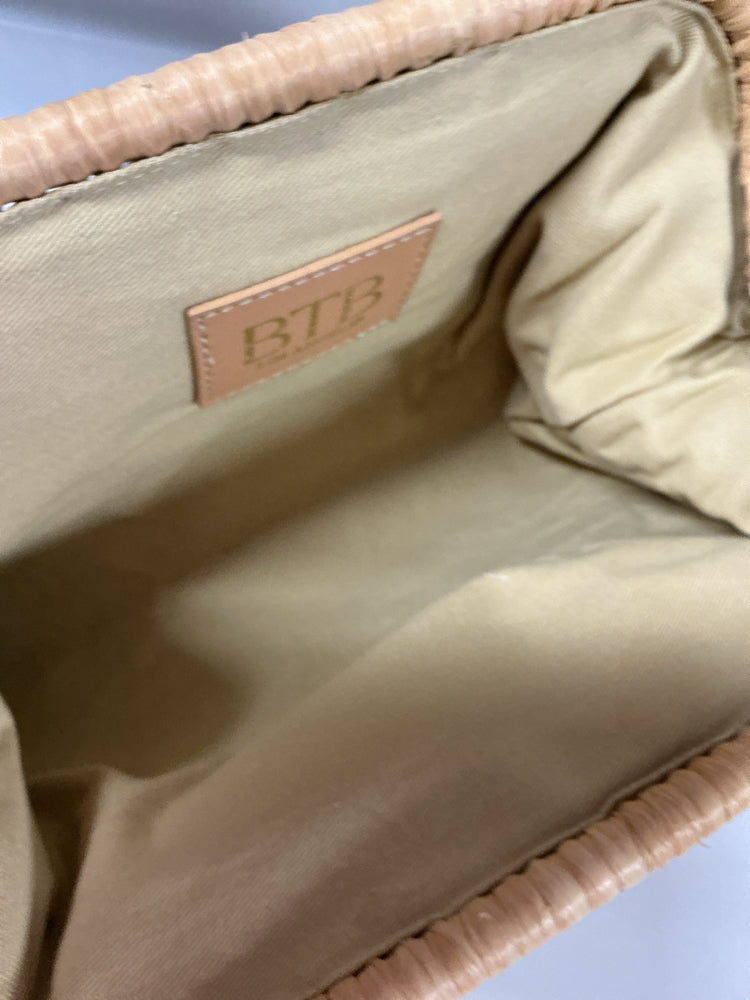 BTB Los Angeles Tan Briar Clutch