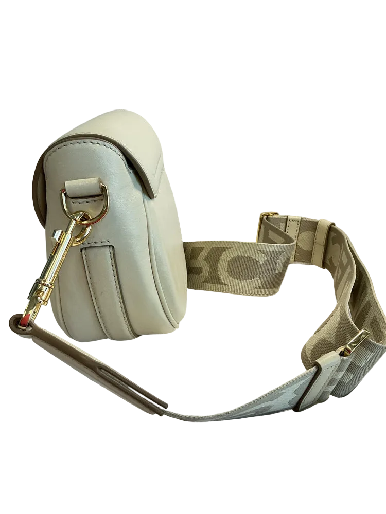 Marc Jacobs Tan Handbags